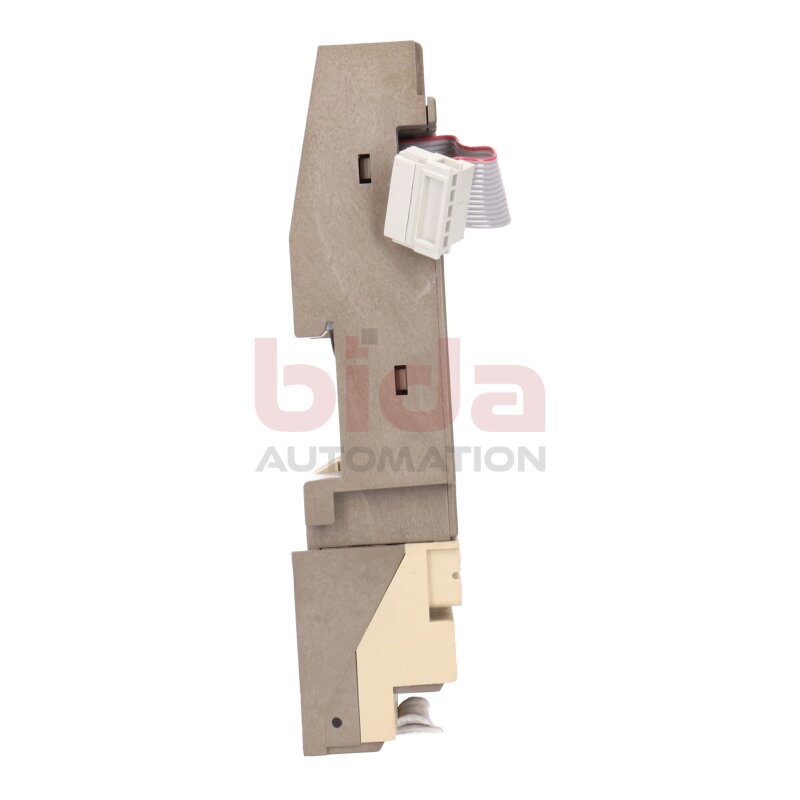 Siemens 6ES5700-8MA11 / 6ES5 700-8MA11 Busmodul Bus Module E-Stand:06