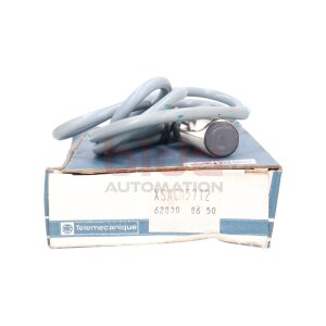 Telemecanique XSA-C05712 Induktiver Sensor Inductive Sensor