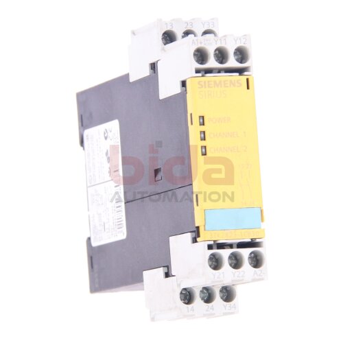 Siemens 3TK2823-1CB30 / 3TK2 823-1CB30 Sicherheitsrelais / Safety Relay