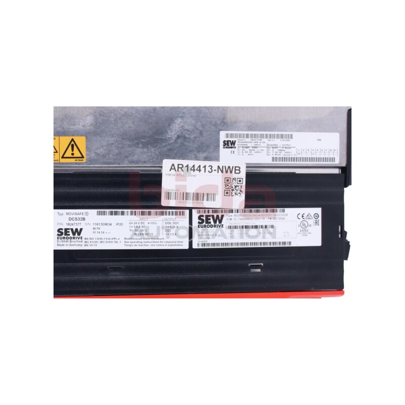 SEW MDX61B0030-5A3-4-00/DEH11B/DCS32B + MDX60A0030-5A3-4-00 Frequenzumrichter Frequency converter