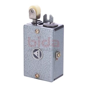 FANAL E 42 6A 500V  Rollenhebel-Endschalter / Roller...